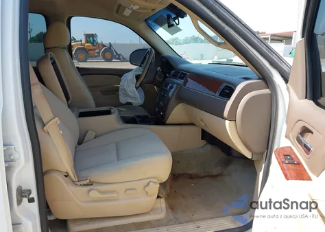 2012 Chevrolet Tahoe Ls z USA, uszkodzony, nr VIN 1GNSCAE07CR148135